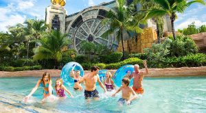 Read more about the article Dubai Water Park with sharks – Aquaventure Water Park